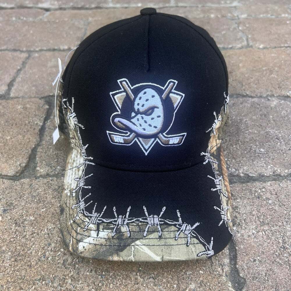 Rare NEW ERA 9Fourty Camouflage Anaheim Ducks NHL Hat AOP Barbed Wire Snapback